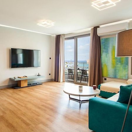 Minimal Loft Art With Sea View Over Heraklion Harbour Buitenkant foto