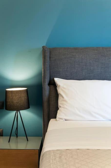 Minimal Loft Art With Sea View Over Heraklion Harbour Buitenkant foto